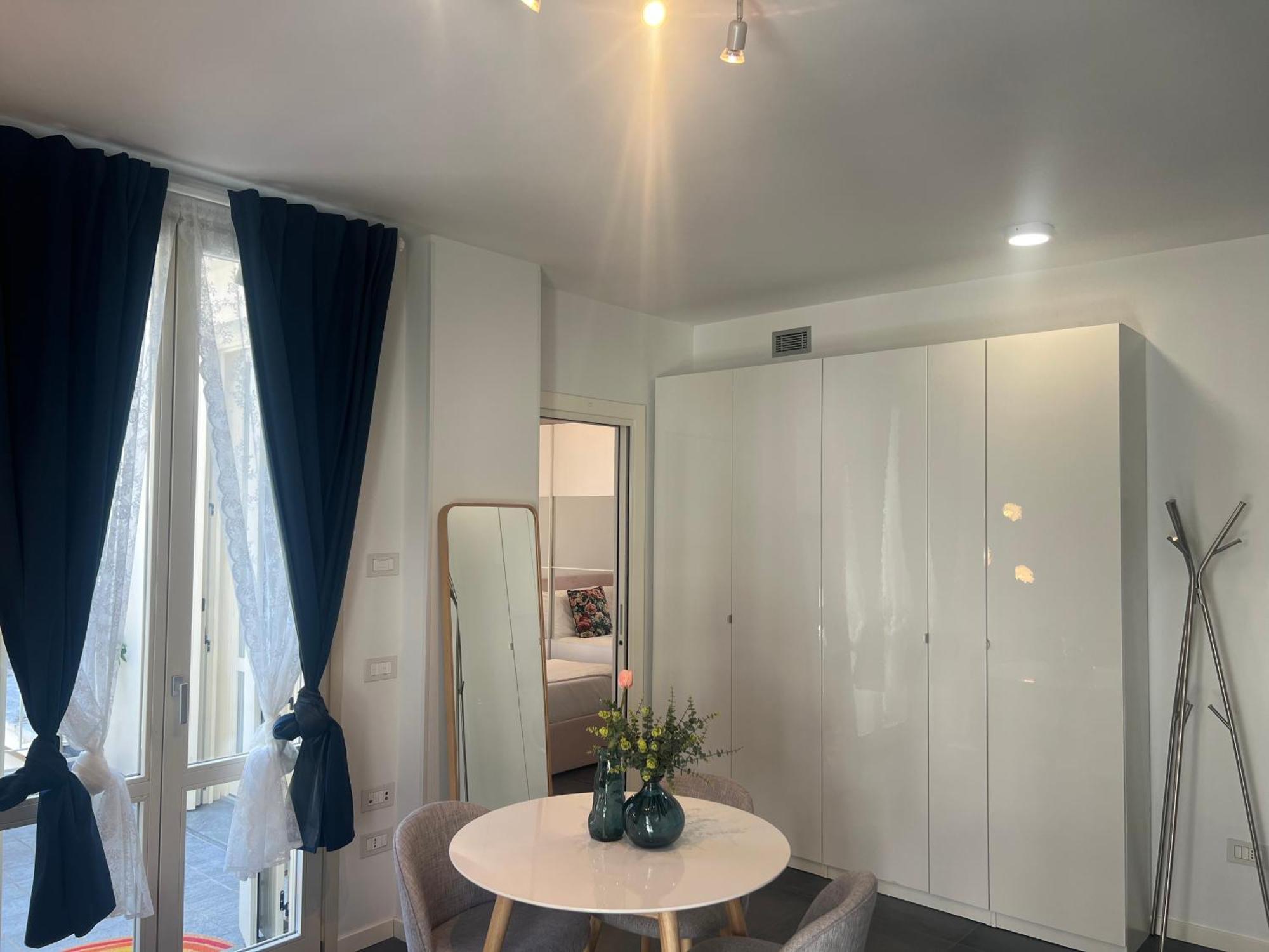 Apartamento Regina Milano In Melegnano - Wifi, Breakfast Box And Terrace Exterior foto